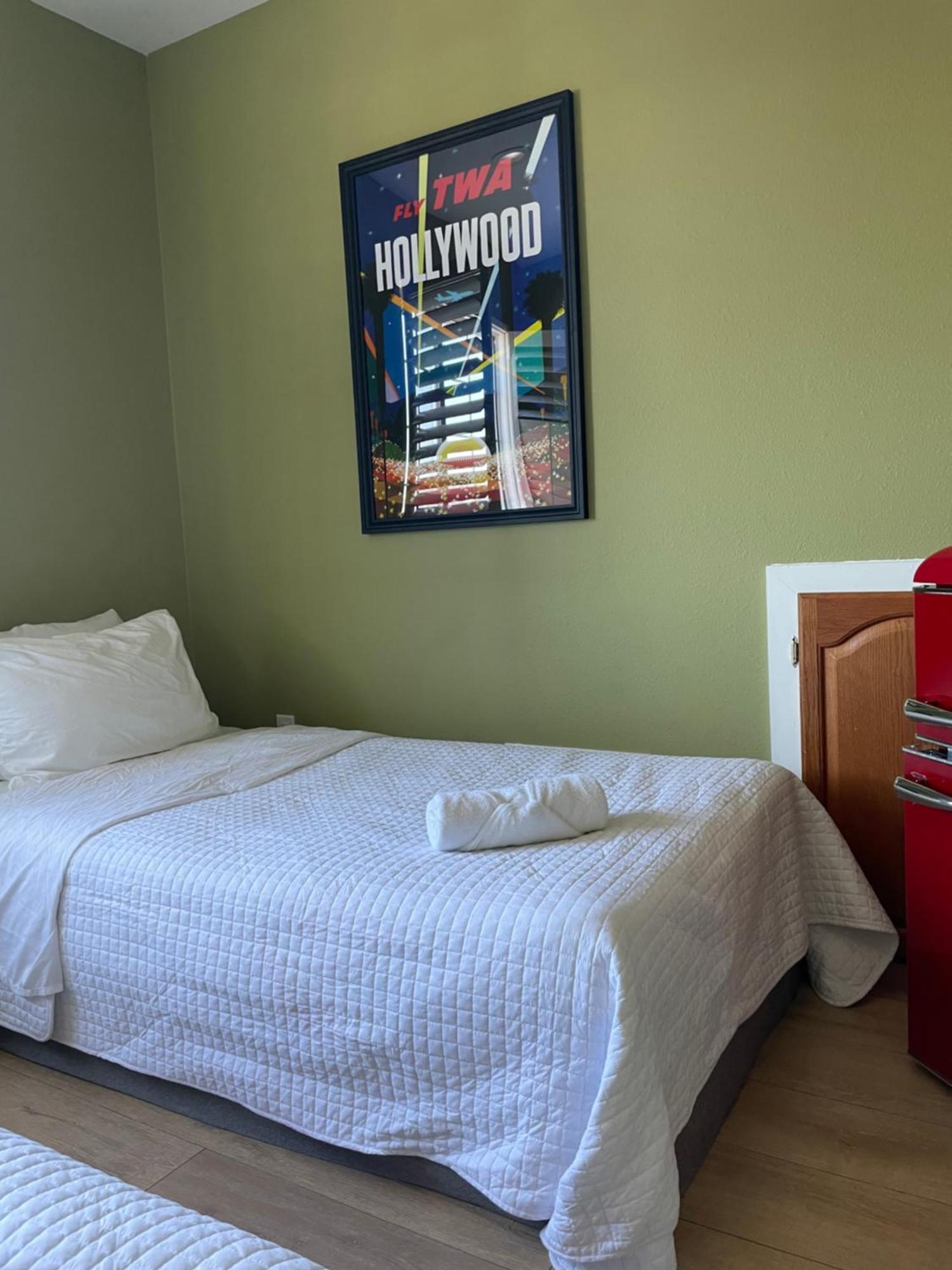 Private Room In Los Angeles La With Tv & Wifi & Ac & View Of Hollywood Sign & Private Fridge & Shared Kitchen!!! エクステリア 写真